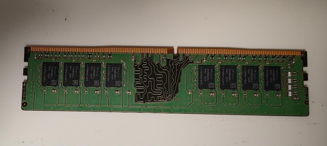 SKハイニックス　DDR4 16GB 2666MHz