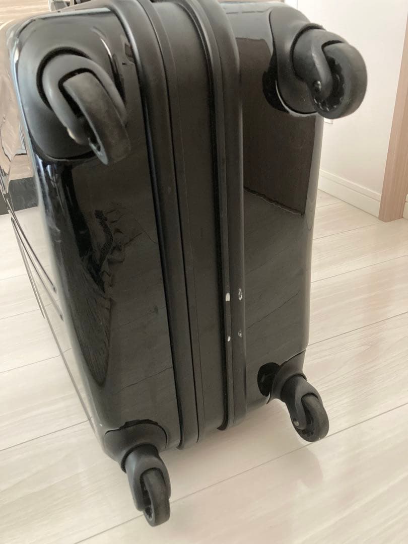 東急ハンズ　hands＋　スーツケース黒 45L