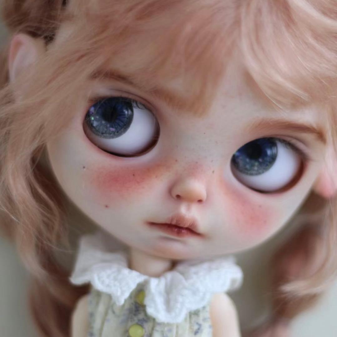 カスタムブライス 人気作家様 かわいい 個性的 魅力的 真っ直ぐ