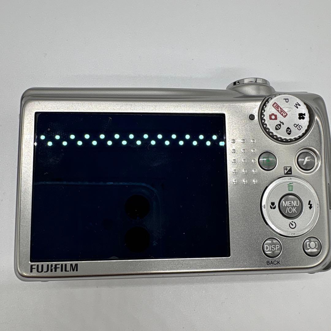 FUJIFILM FINEPIX F70 EXR 本体と付属品♠︎
