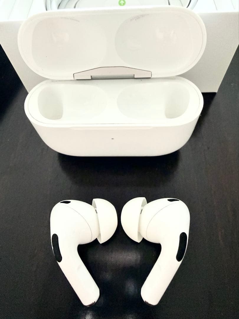 Apple AirPods Pro 2 本体・付属品一式(おまけ付き)