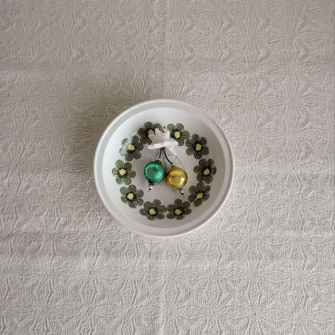 * antique beads ✳ グリーン＆イエロー 丸 オーナメント