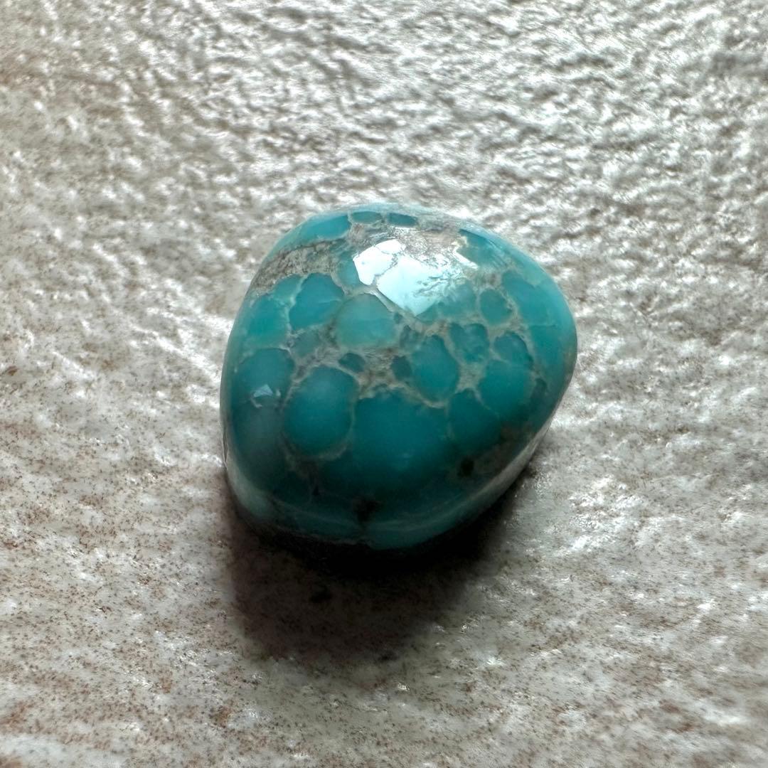 ターコイズ ドライクリーク 4.3ct ホワイトウェブ スモーキーグレー