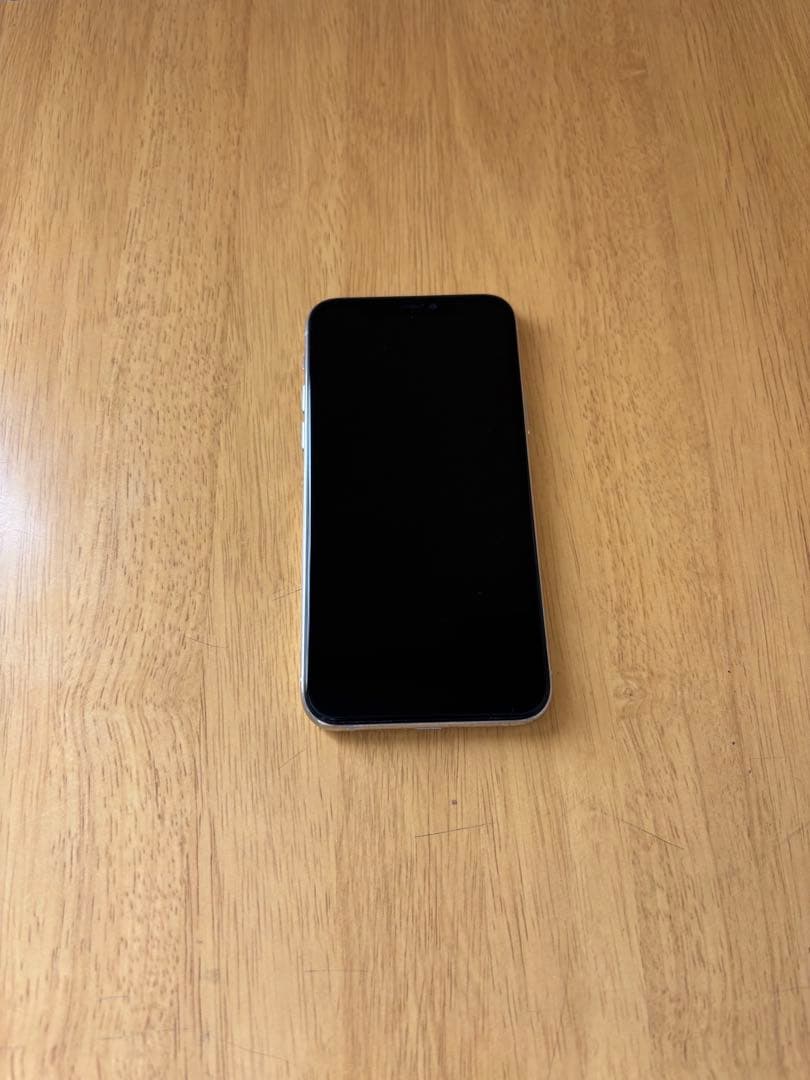 iPhone 11 Pro 256GB シルバー バッテリー最大容量100%
