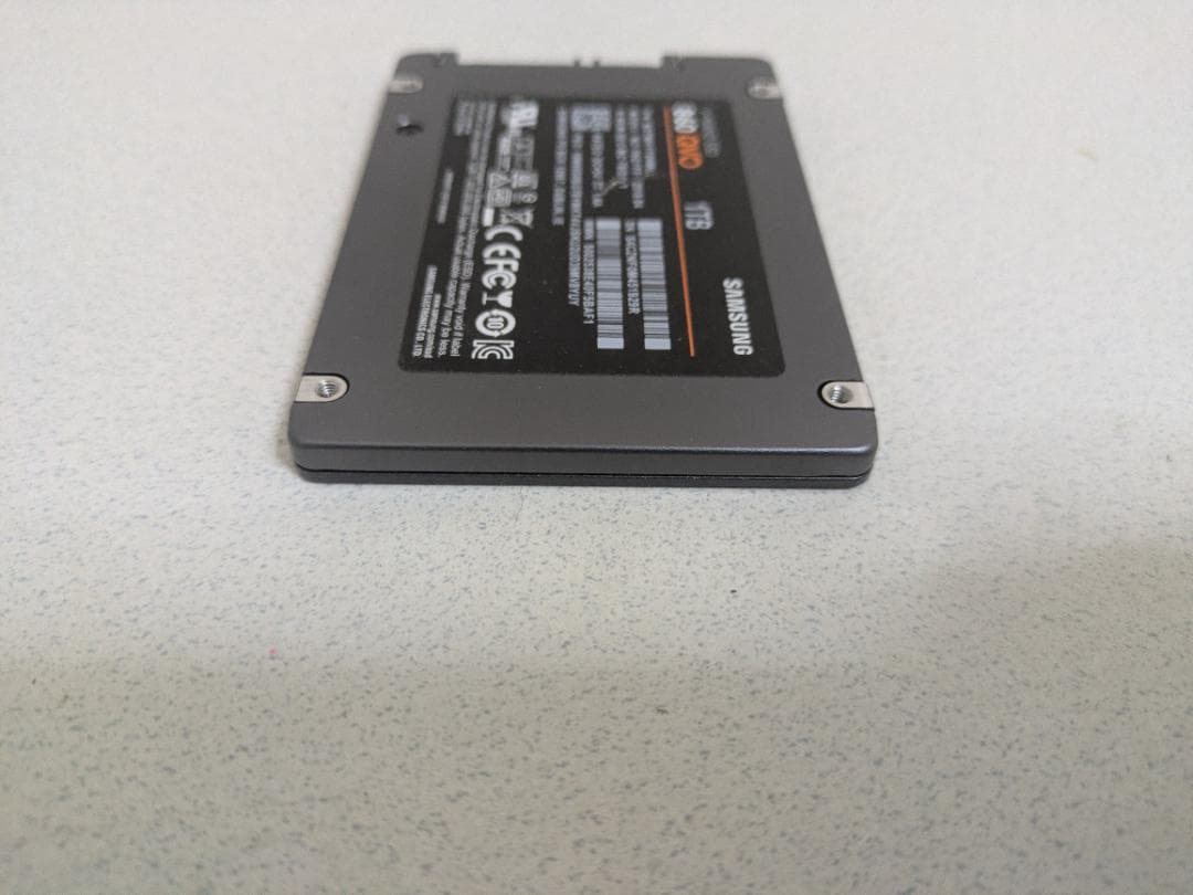 Samsung SSD 860 QVO MZ-76Q1T0B サムスン