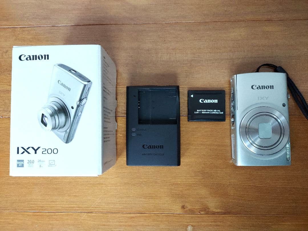 Canon IXY 200シルバー デジタルカメラ
