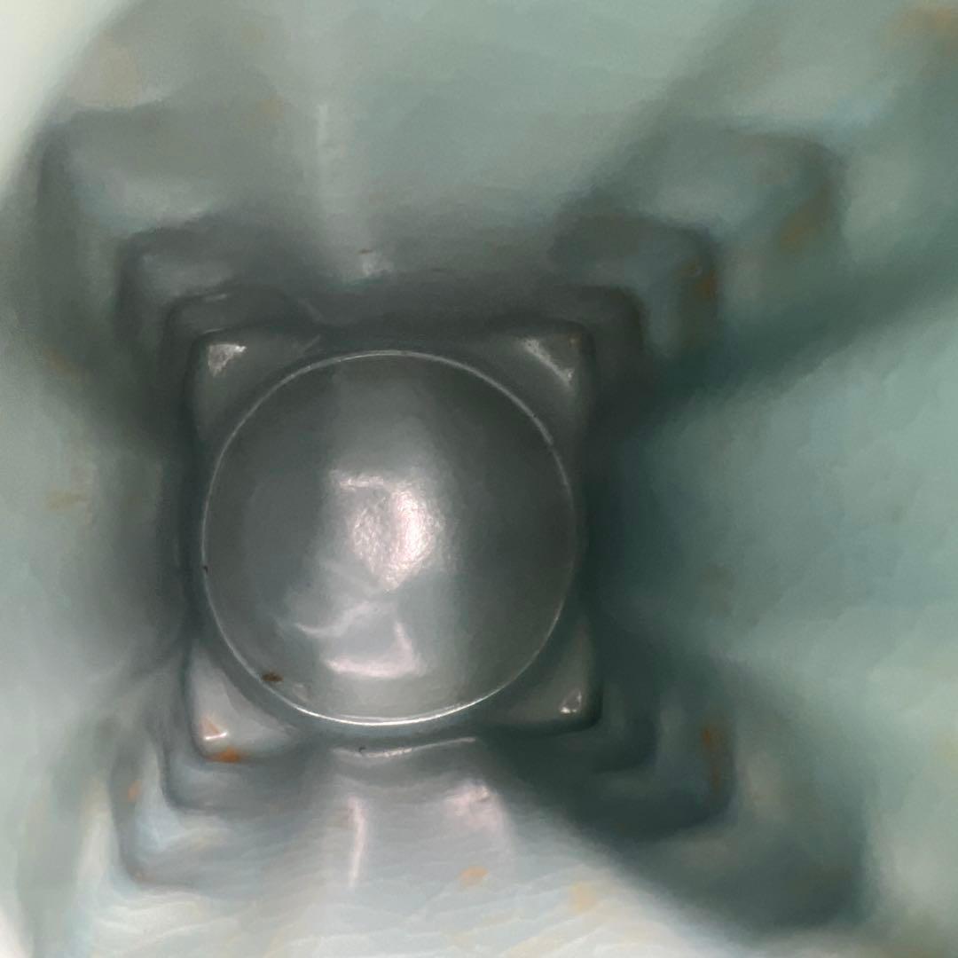中国美術　青磁角瓶　高さ約15.5㎝　東Y8-0302③
