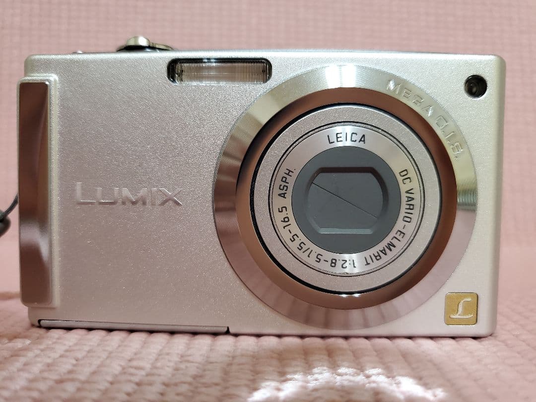 Panasonic LUMIX DMC-FS3 (シルバー) デジタルカメラ