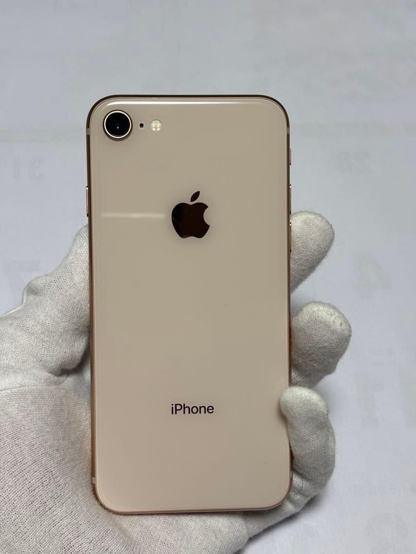Apple iPhone 8 64GB バッテリー81%