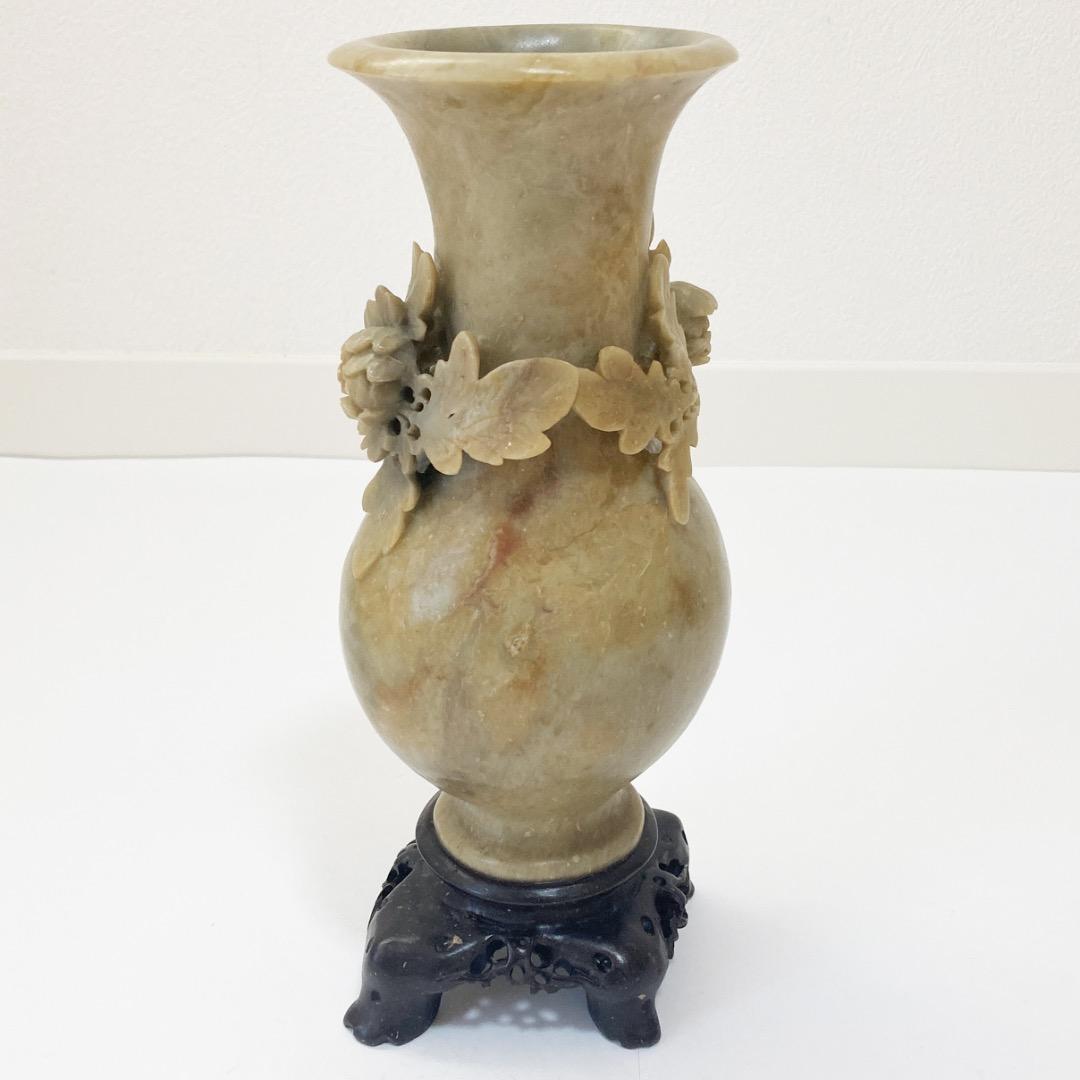 天然石 菊の彫刻の花瓶 全高約25.6cm