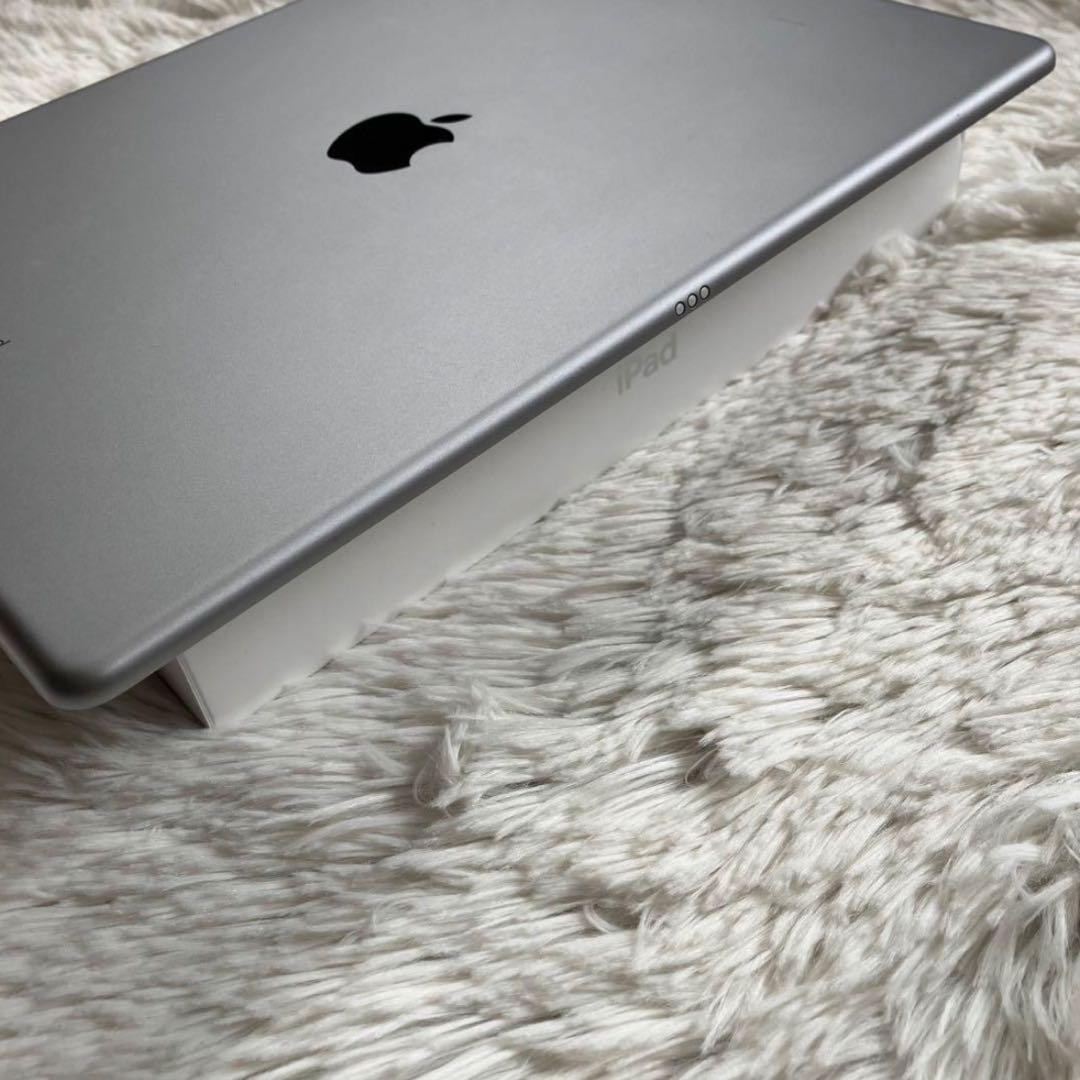 【早い者勝ち】iPad Pro 12.9 第2世代 256GB 【すぐ発送】