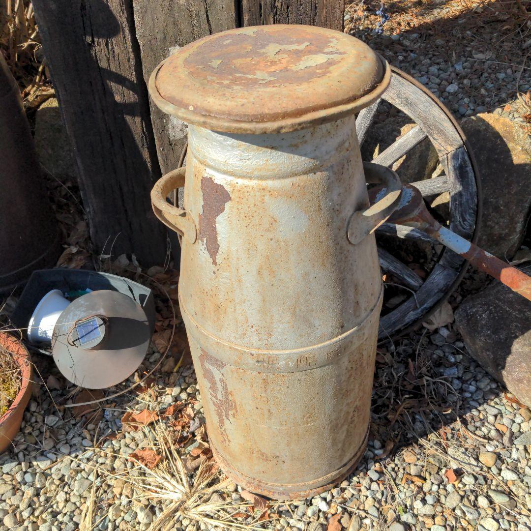 アンティークミルク缶　牛乳缶　アンティーク雑貨　レトロミルク缶
