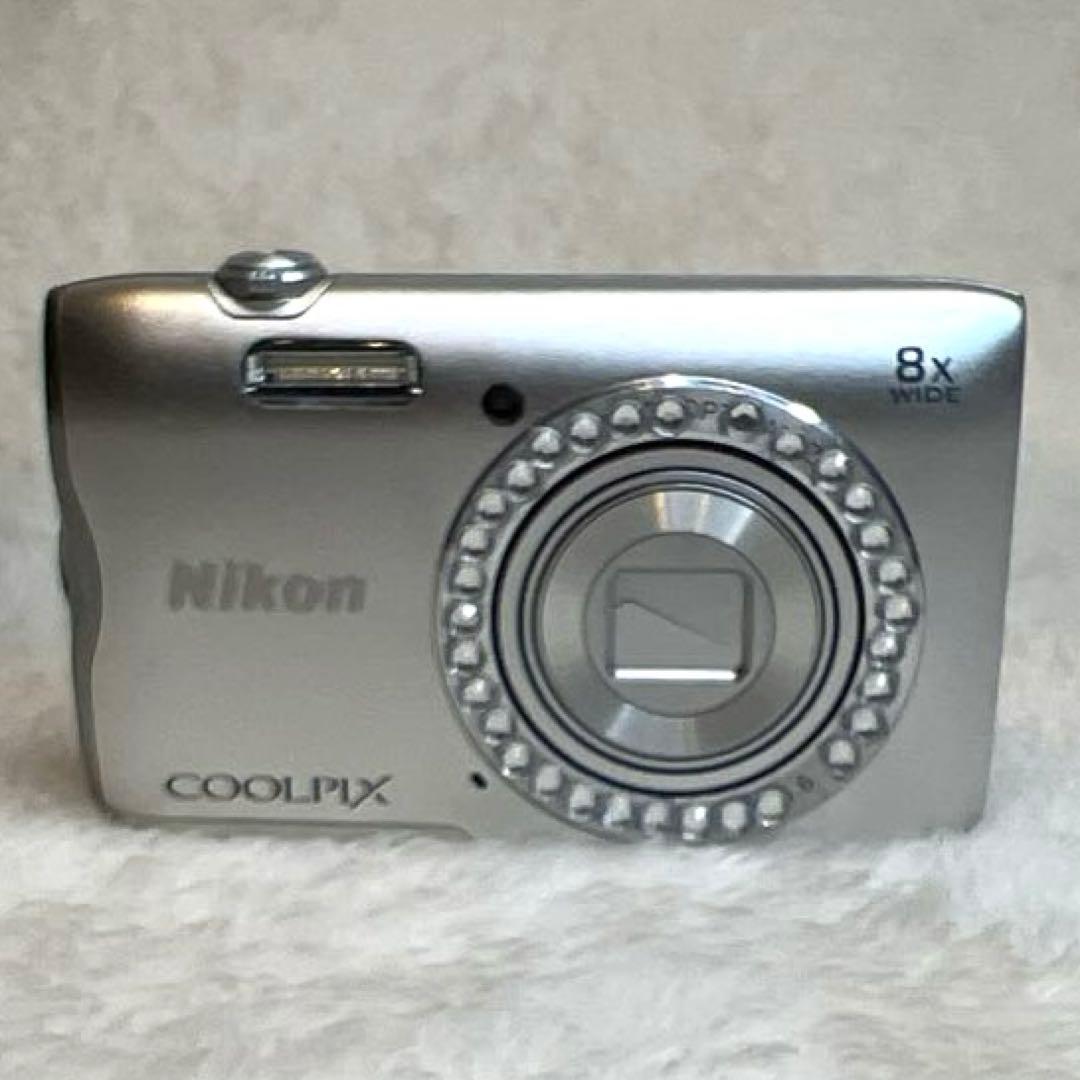 【訳あり】ニコン Nikon Coolpix A300 バッテリー付 シルバー