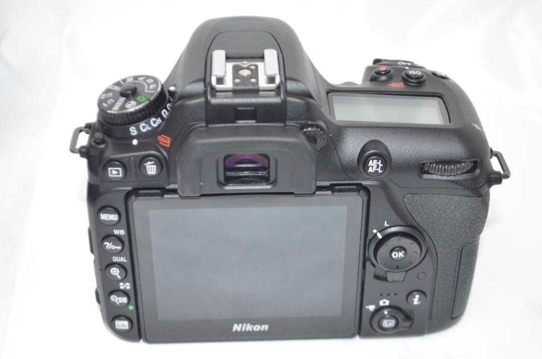 滅多にないシャッター数1500回以下 Nikon D7500☆Wi-Fi搭載