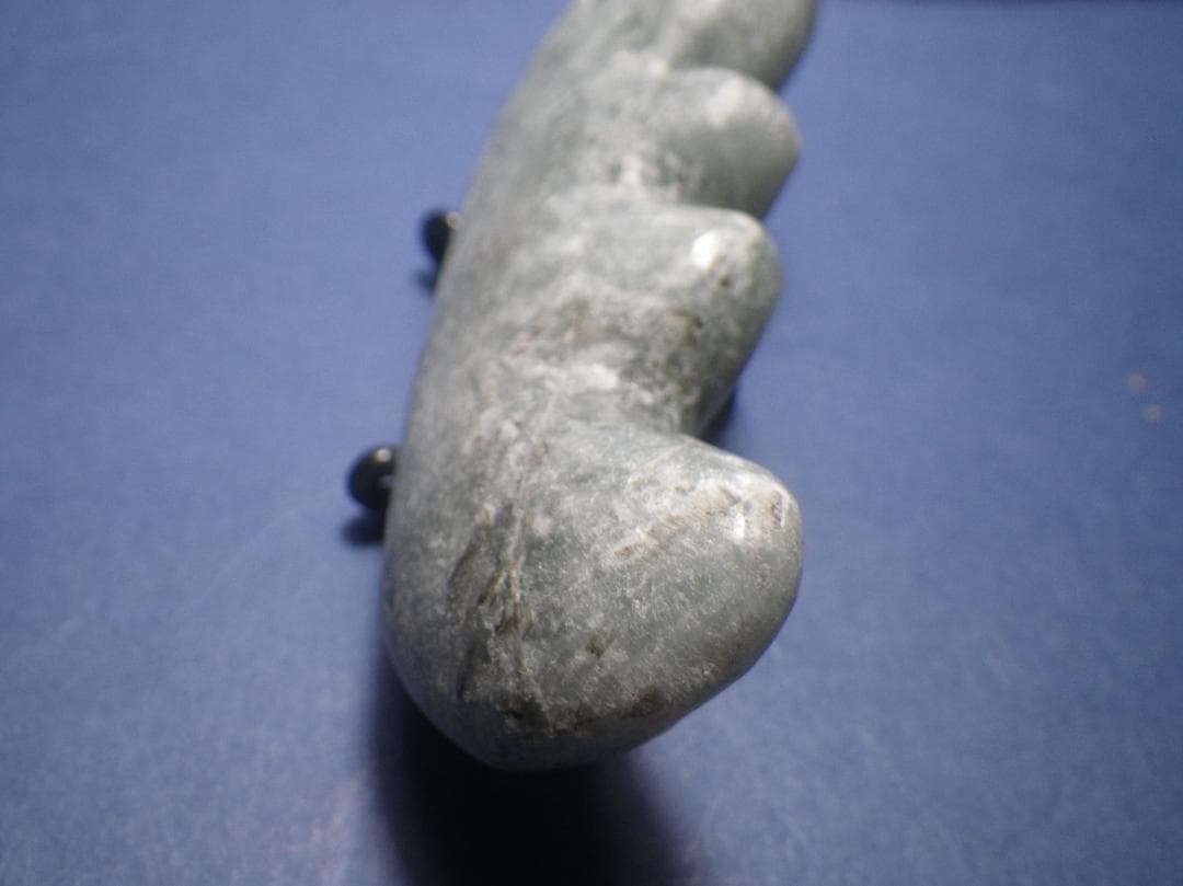 勾玉 翡翠　古代 　２５０６２９－３