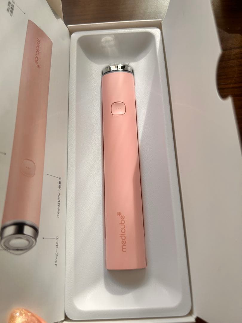 新品未使用　メディキューブ　ブースタープロミニ　美顔器 ピンク