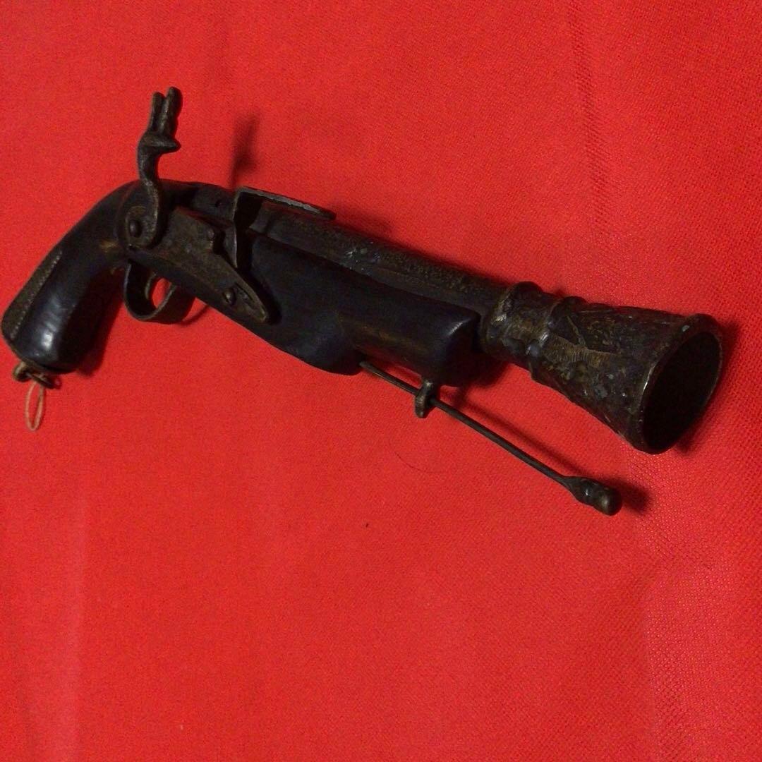 アンティーク　火縄銃レプリカ　オランダ東インド会社ロゴ入り　金属・木製