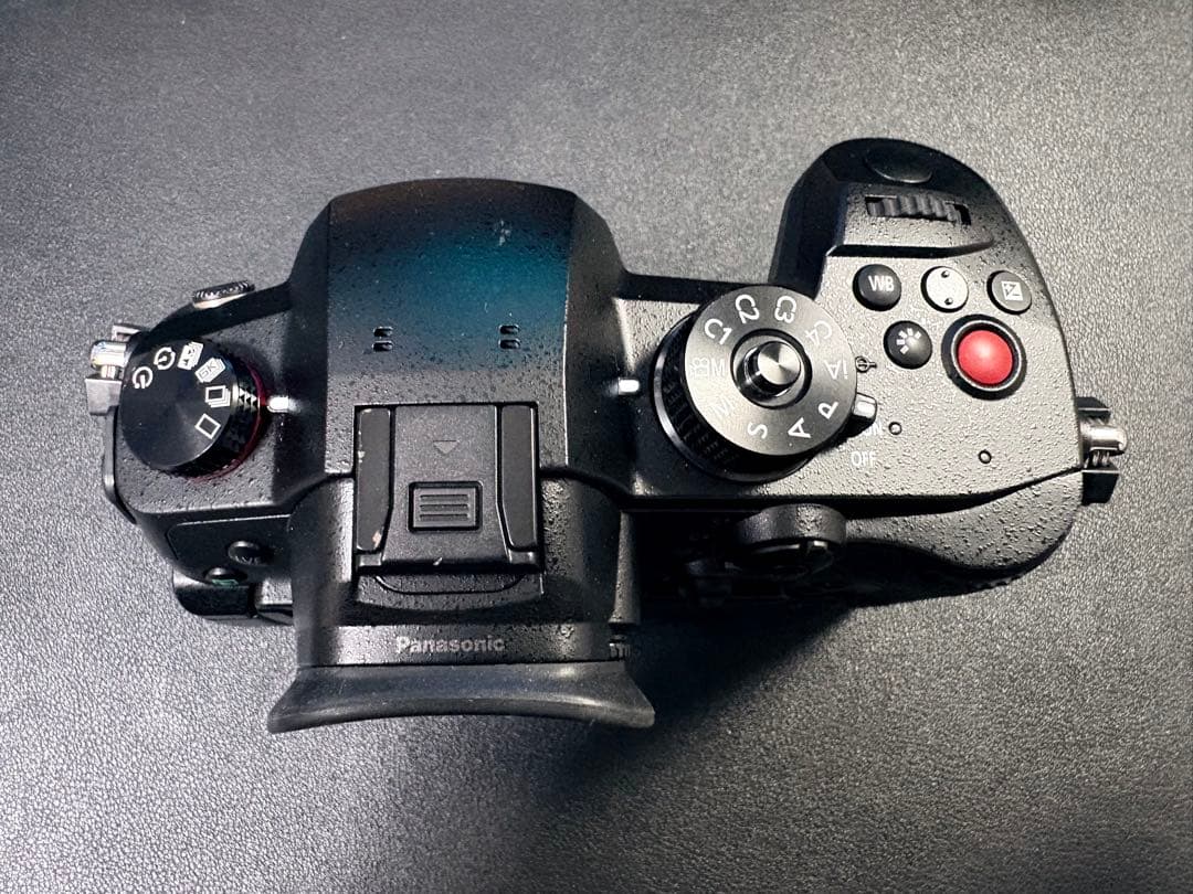 パナソニック LUMIX DC-GH5M2 ボディ