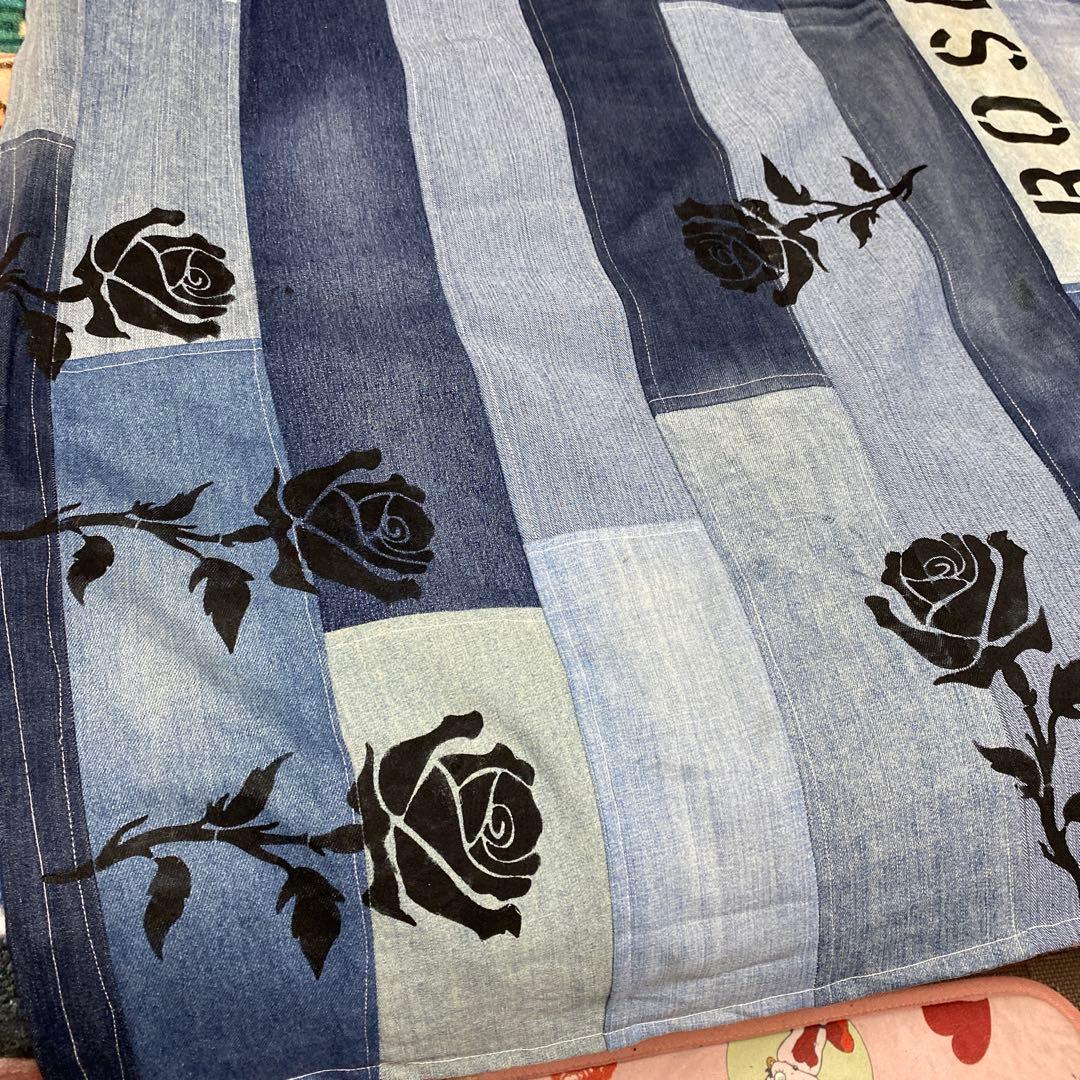 リメイクデニムマルチマット　ざっくり　ダメージ　ハンドメイド　ROSE 薔薇