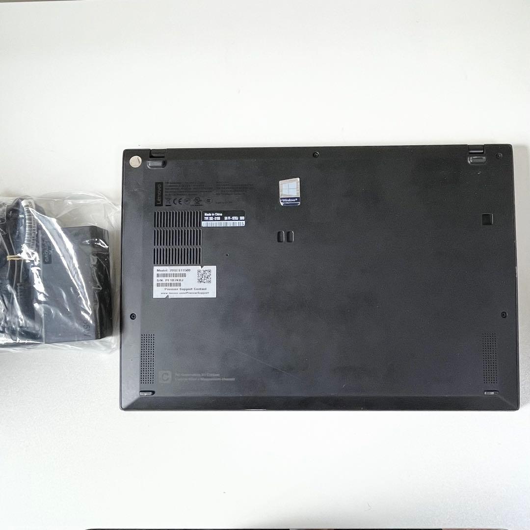 【超美品】ThinkPad X1 Carbon Gen7 16GB i7