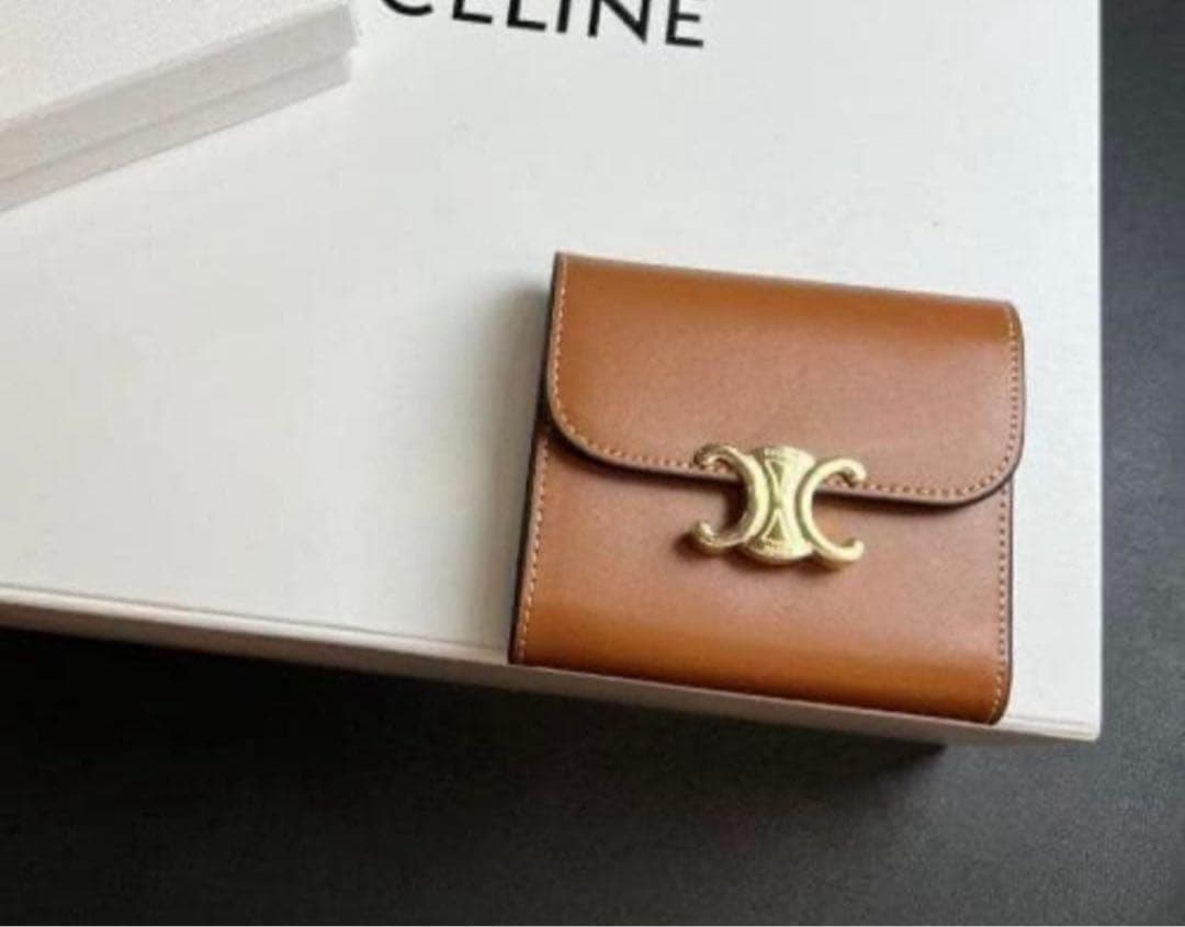 極美品✨ 二つ折り財布