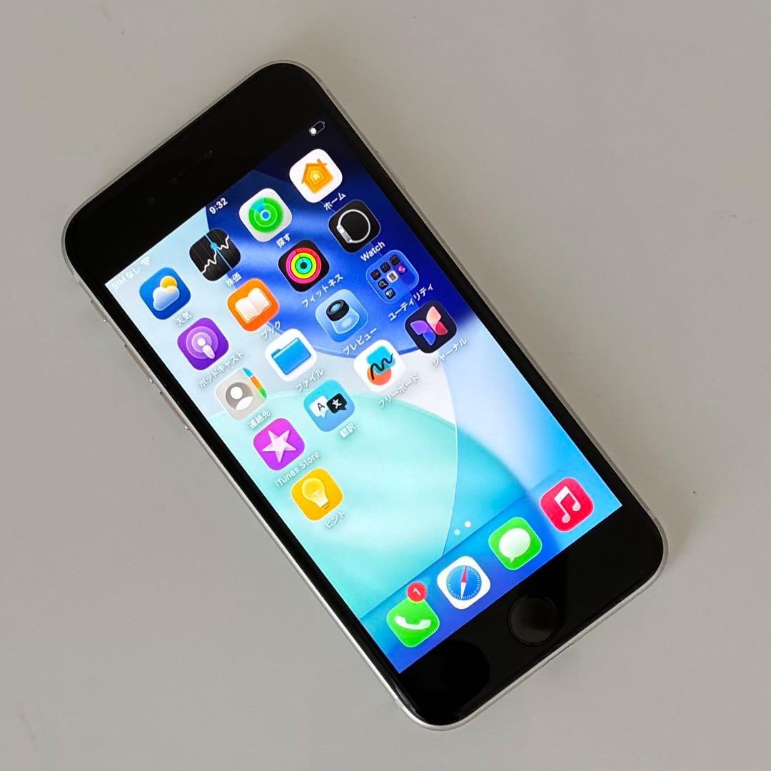 M55美品【電池新品100％表示】iPhone SE3 128GB スターライト