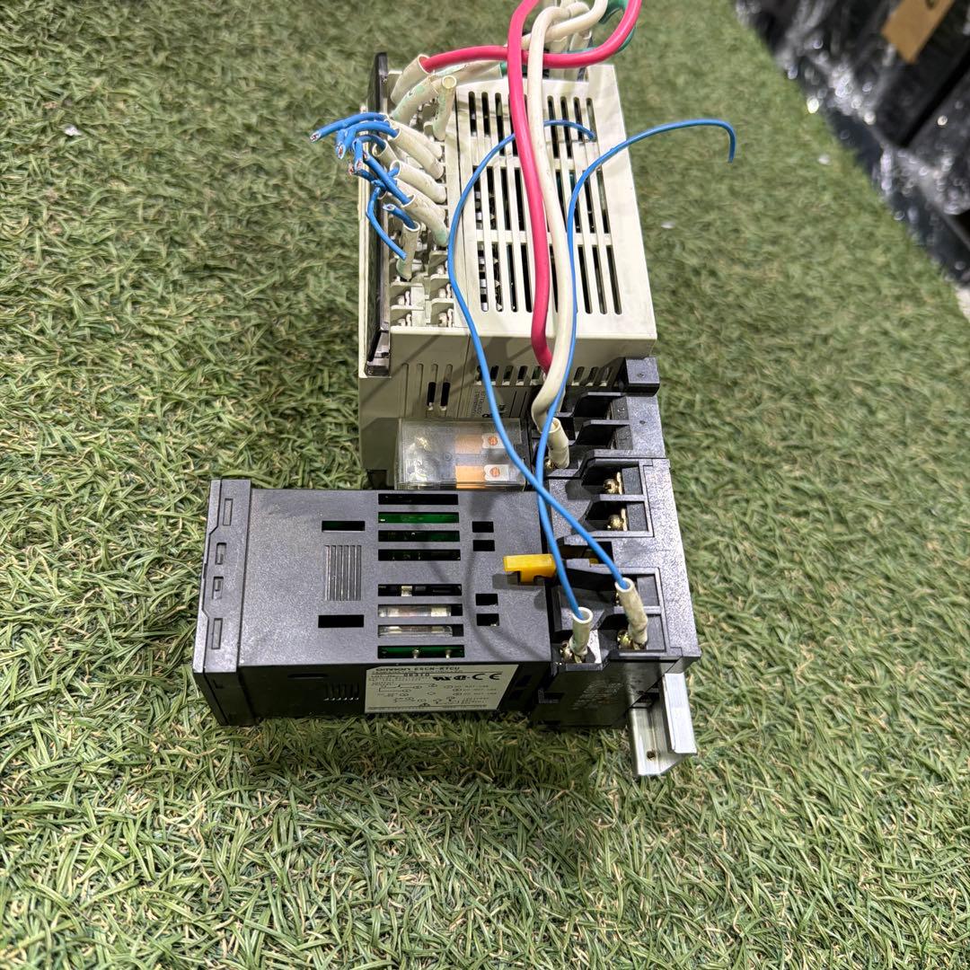 三菱電機　PLC FX1S-30MR + オムロン　E5CN-RTCU 動作保証