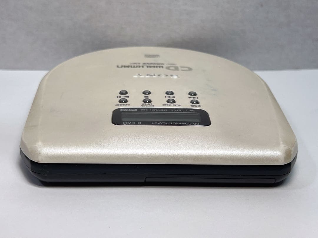 SONY ポータブルCDプレーヤー D-E700
