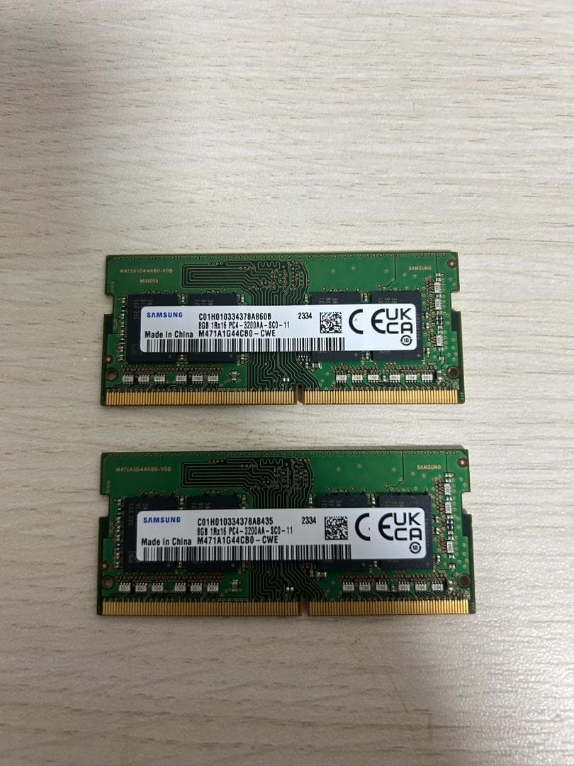 エ*8様 サムスン PC4-3200AA DDR4-3200 8GB　メモリ２個