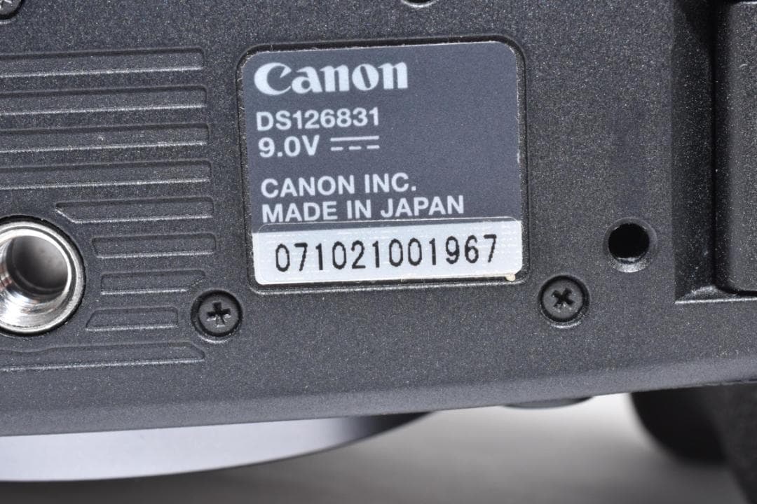 デジタルカメラ Canon EOS R5 Mirrorless Camera