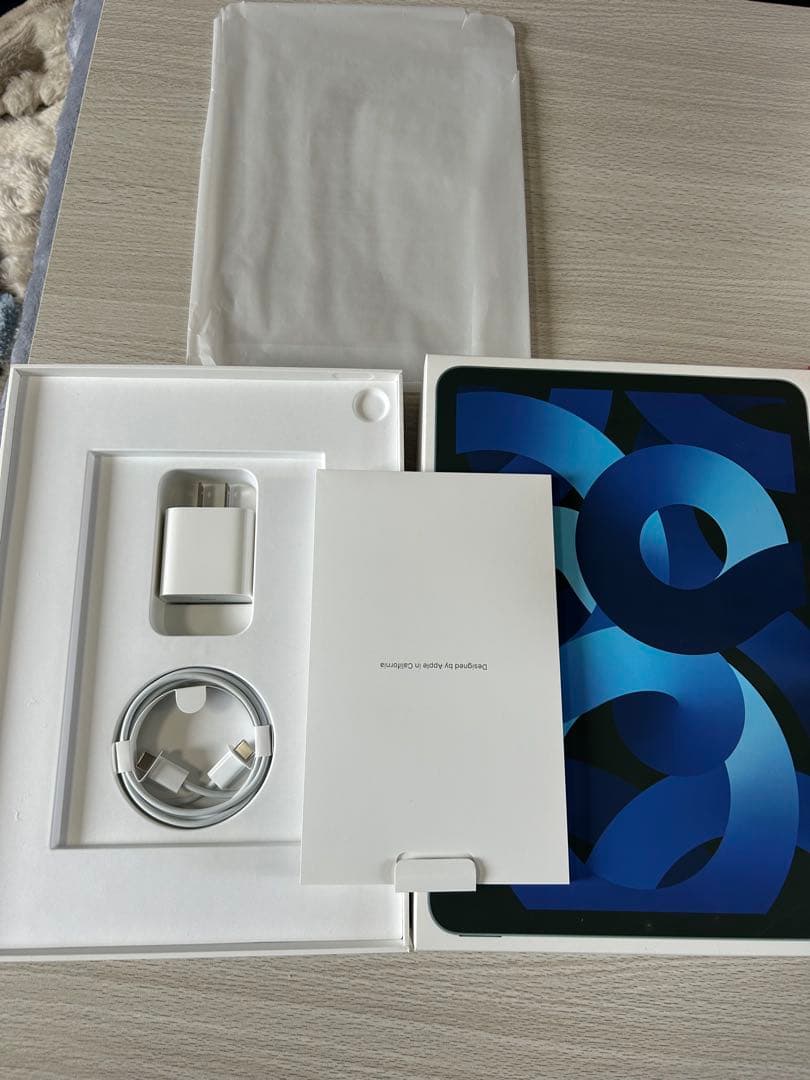 iPad Air 10.9インチ (第５世代）64GB バッテリー最大容量90%