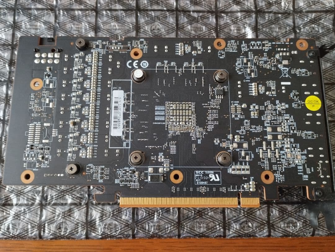 グラフィックボード・グラボ・ビデオカード AMD RADEON RX6600XT 8GB