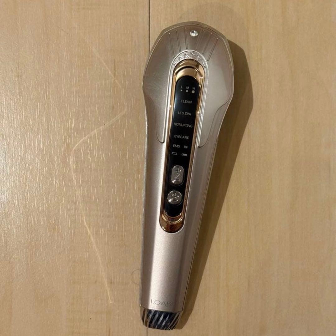 【極美品】LOABI EMS搭載美顔器