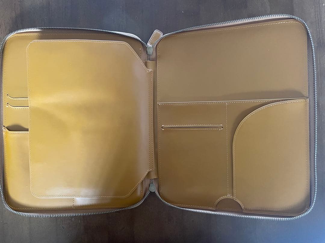 miniジッパー付きマルチケース　60周年ステッカー　キーホルダー　ミニ