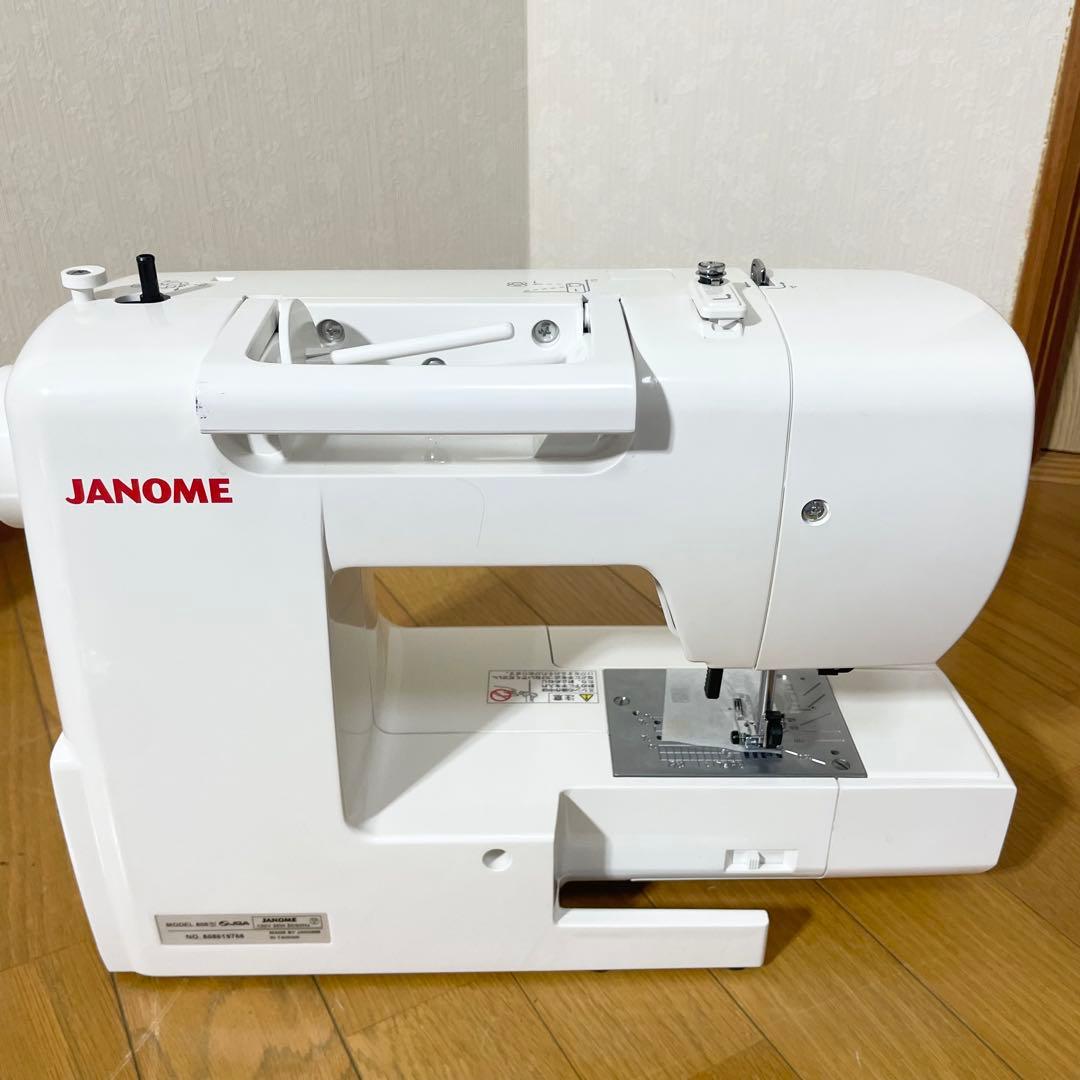 【美品/1か月保証付】ジャノメ JANOME コンピュータ ミシン JN810