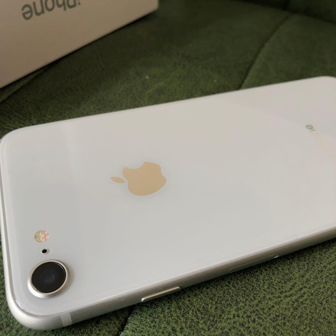 iPhone8 SIMロック無し　箱付き