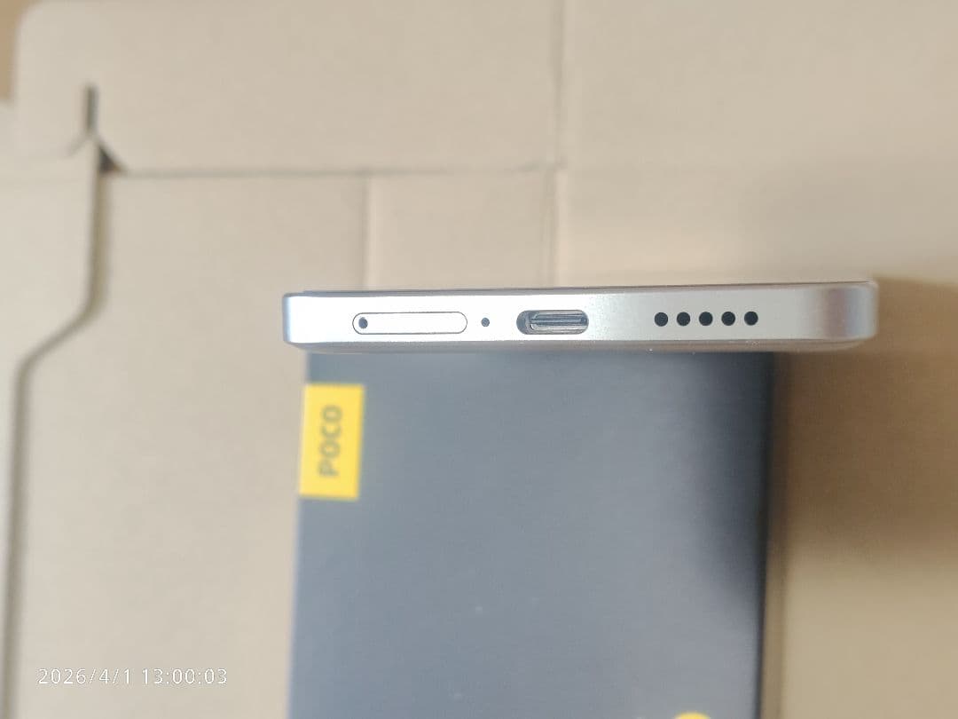 スマートフォン本体 poco F6