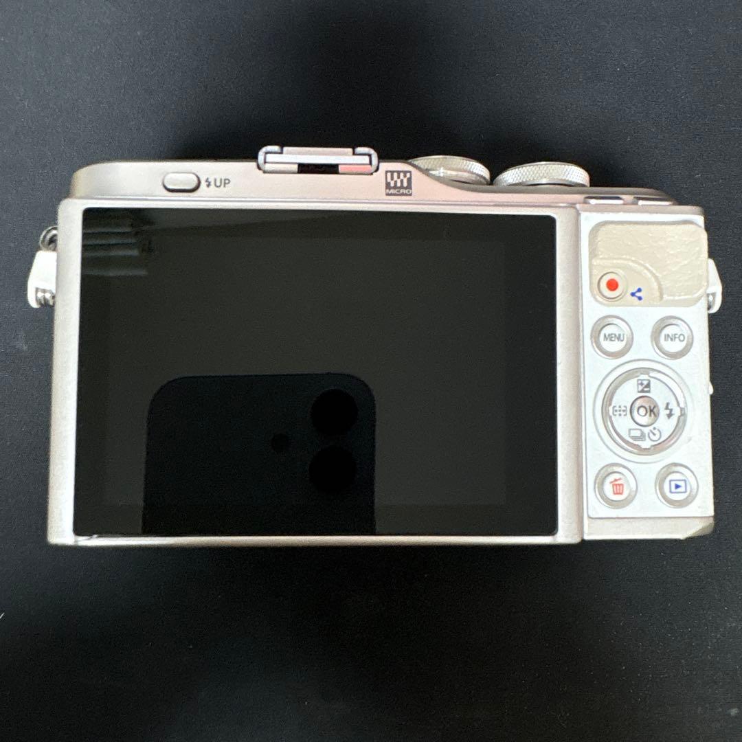 OLYMPUS PEN E-PL9 ミラーレスカメラ
