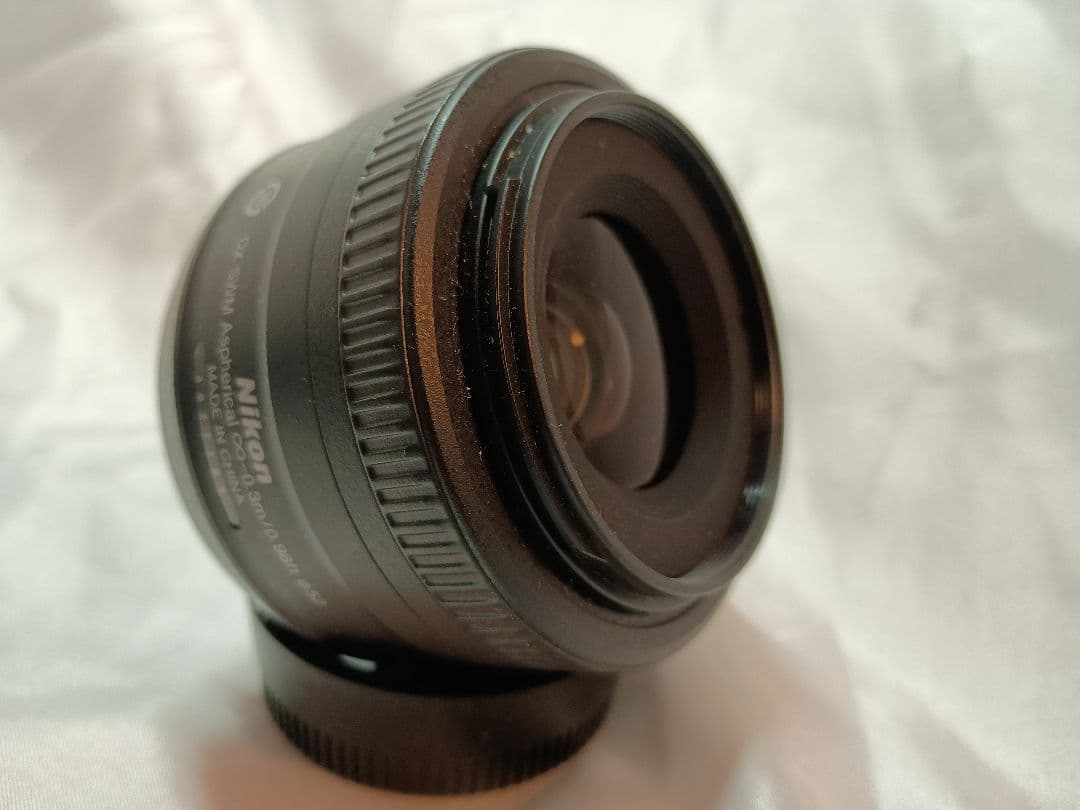 Nikon D7100 デジタル一眼レフカメラ　単焦点とズームのレンズ2本付き