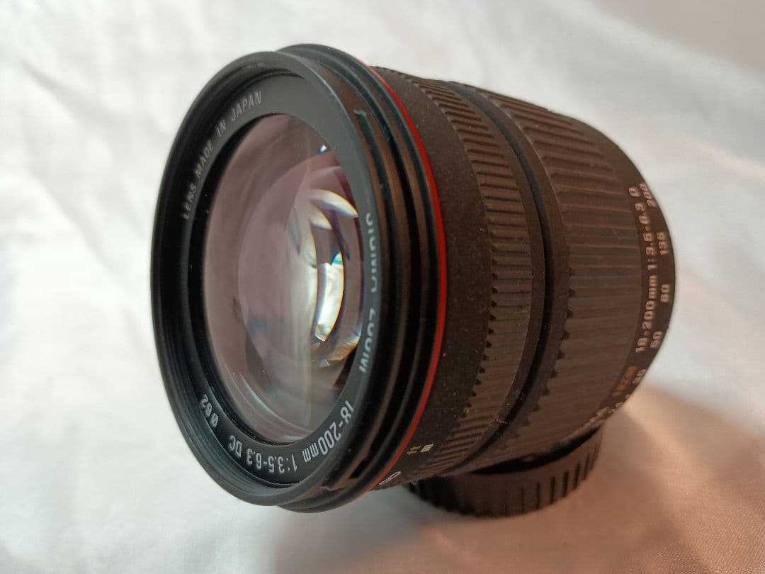 Nikon D7100 デジタル一眼レフカメラ　単焦点とズームのレンズ2本付き