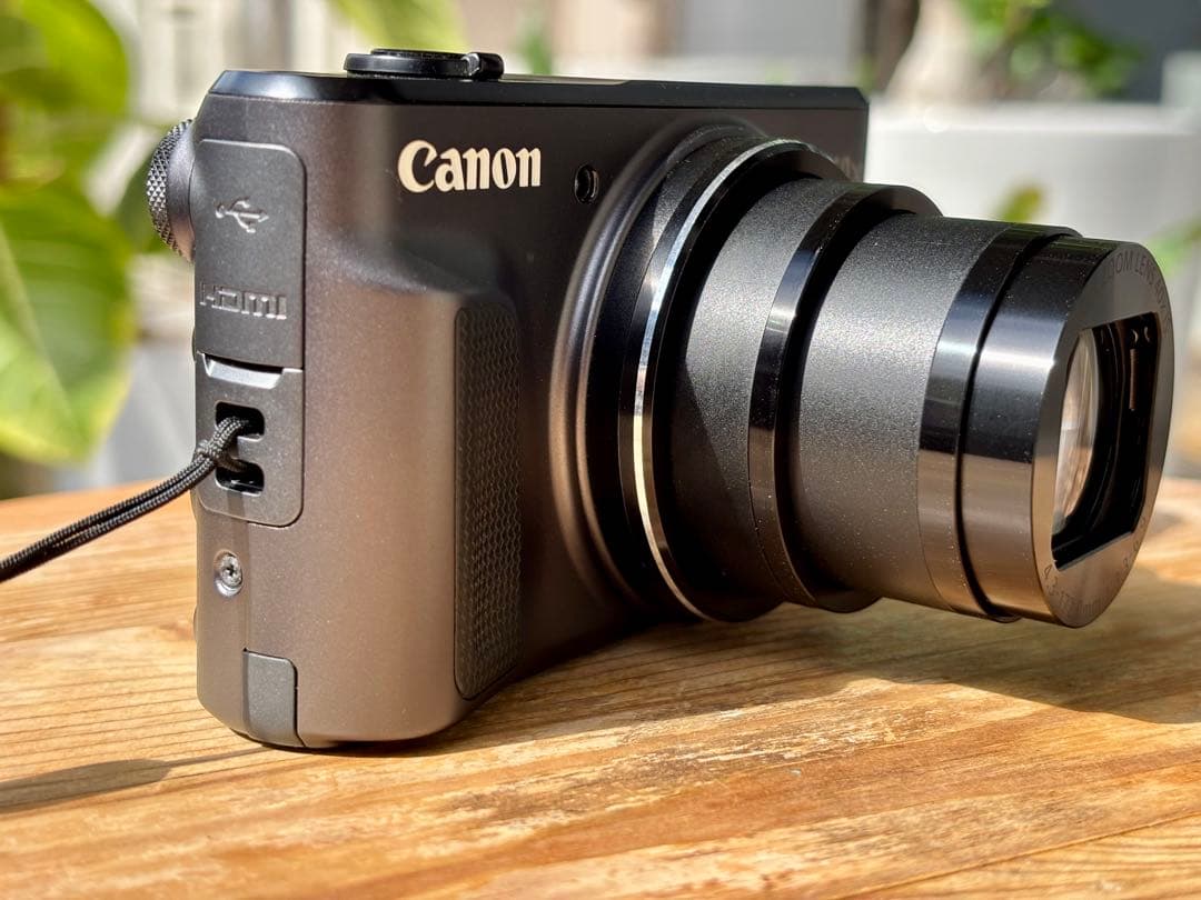 Canon SX720 HS コンパクトデジカメ　美品 付属品完備
