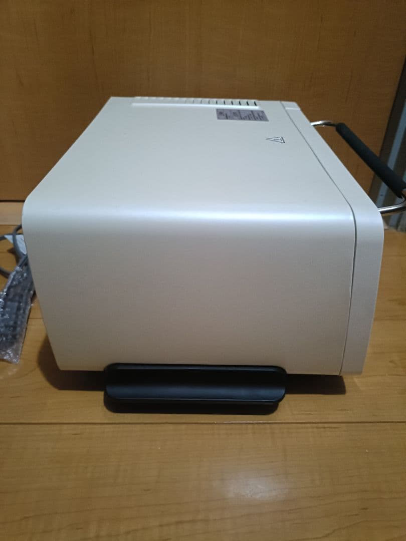 デロンギ オーブントースター EOI406J-W