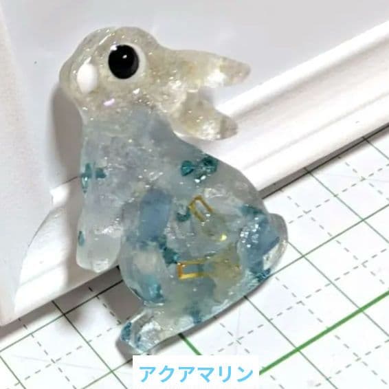 ウサギ　レジンヘアゴム　アクアマリン