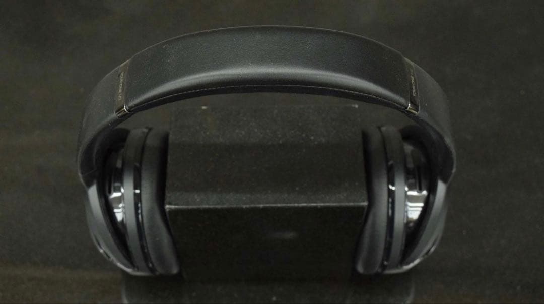 超美品 JBL Tour One M2 ワイヤレスヘッドホン_109