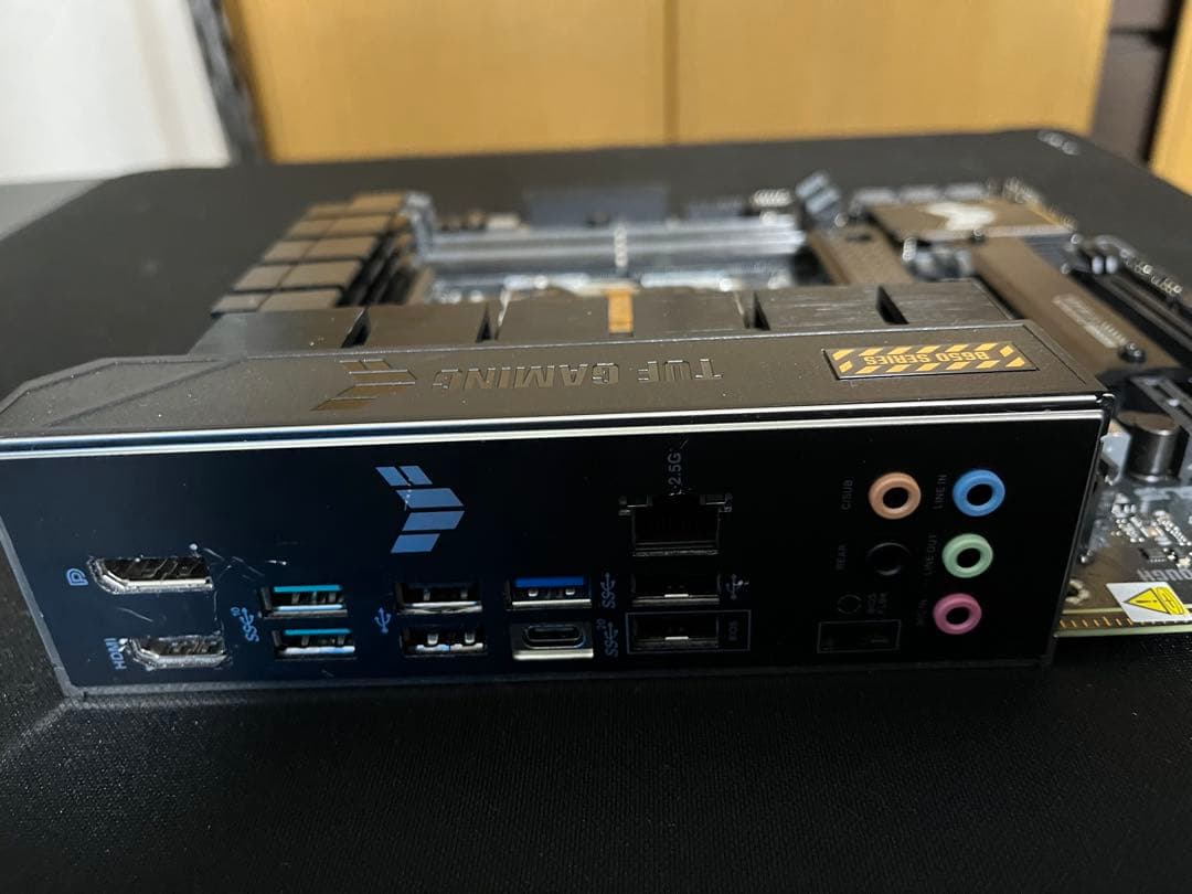 ASUS TUF GAMING B650M-PLUS 動作可能　微ジャンク