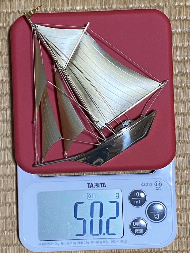 ♦️銀製刻印 帆船 ヨット 50.2g 昭和時代置物飾り ガラスケース入 資産形成
