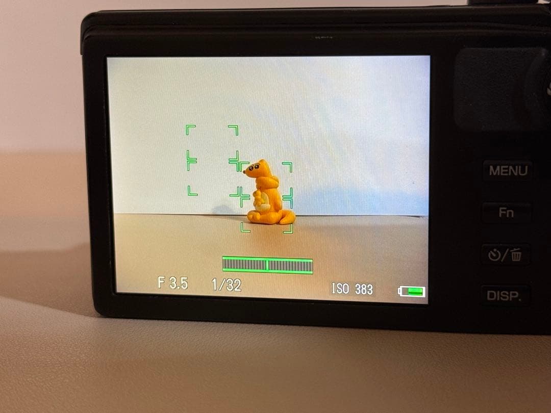 【美品】RICOH コンパクトデジタルカメラ CX5