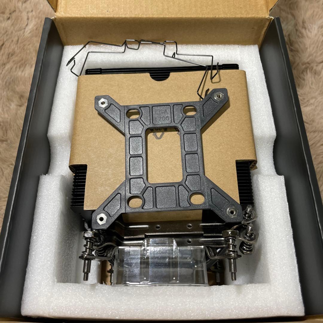 MSI MAG COREFROZR AA13 - ARGB CPUエアクーラー