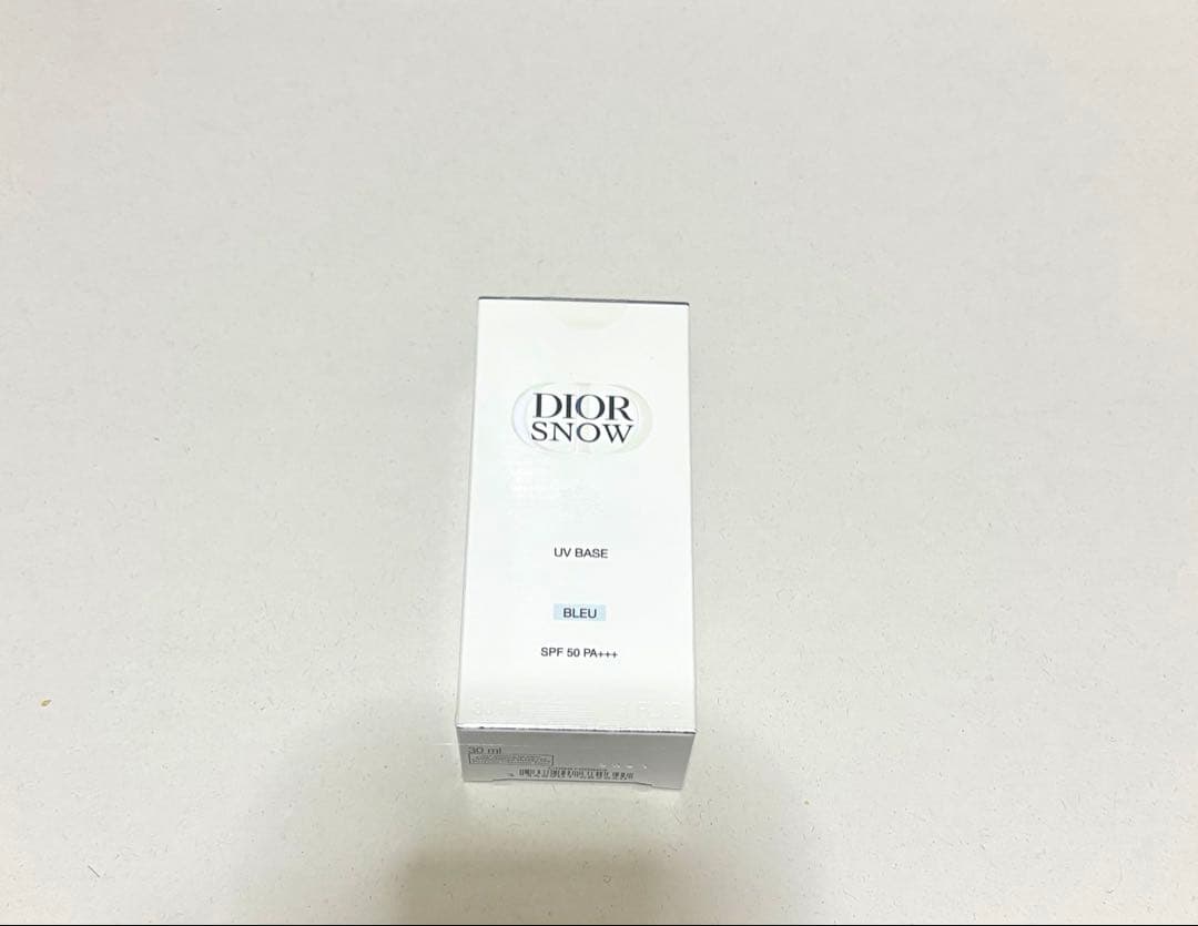 Dior ディオール スノー UV ベース SPF50/PA+++ ブルー
