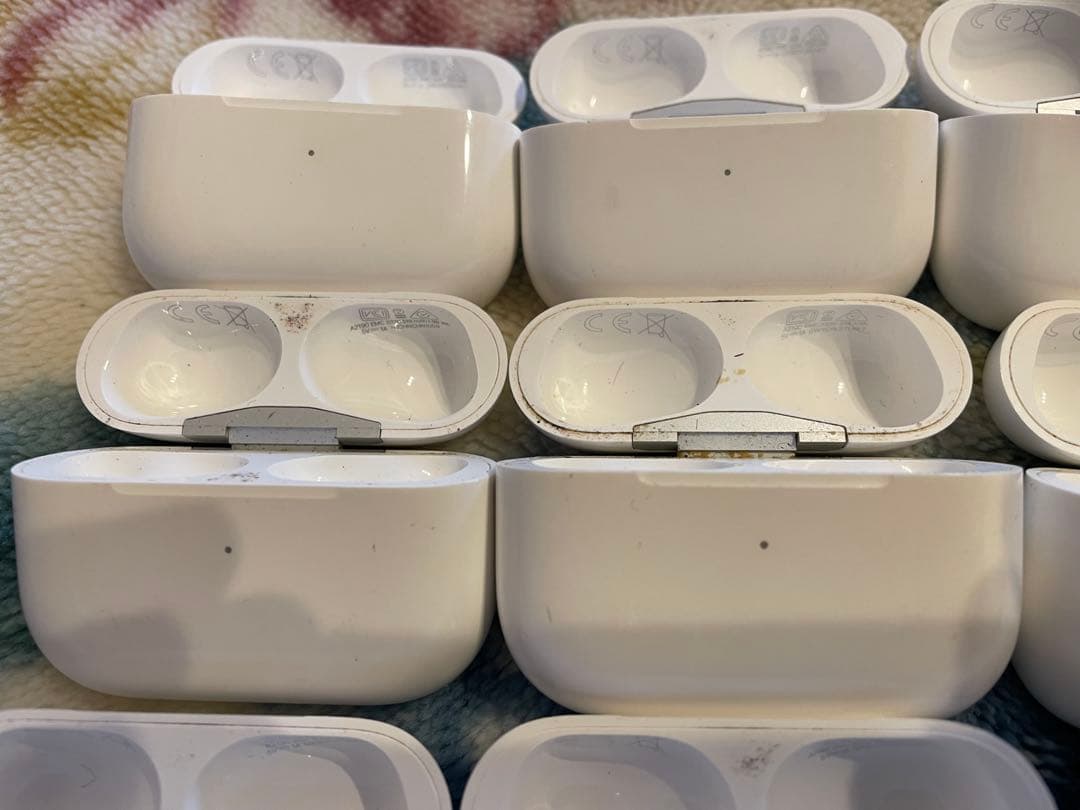 p*n様 Apple 9個セット AirPods Pro 第1世代 充電ケース
